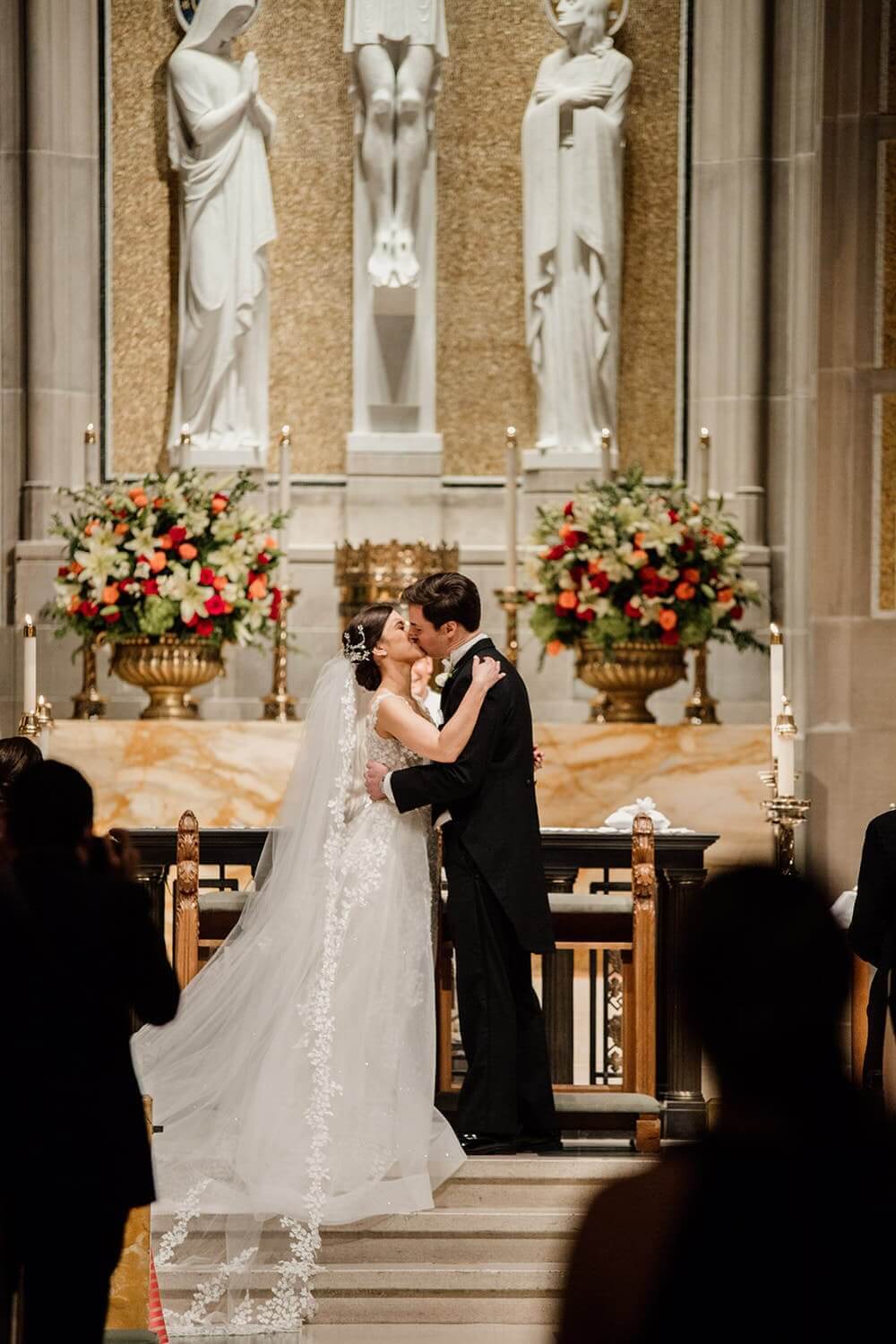 bride and groom kiss Atlanta GA